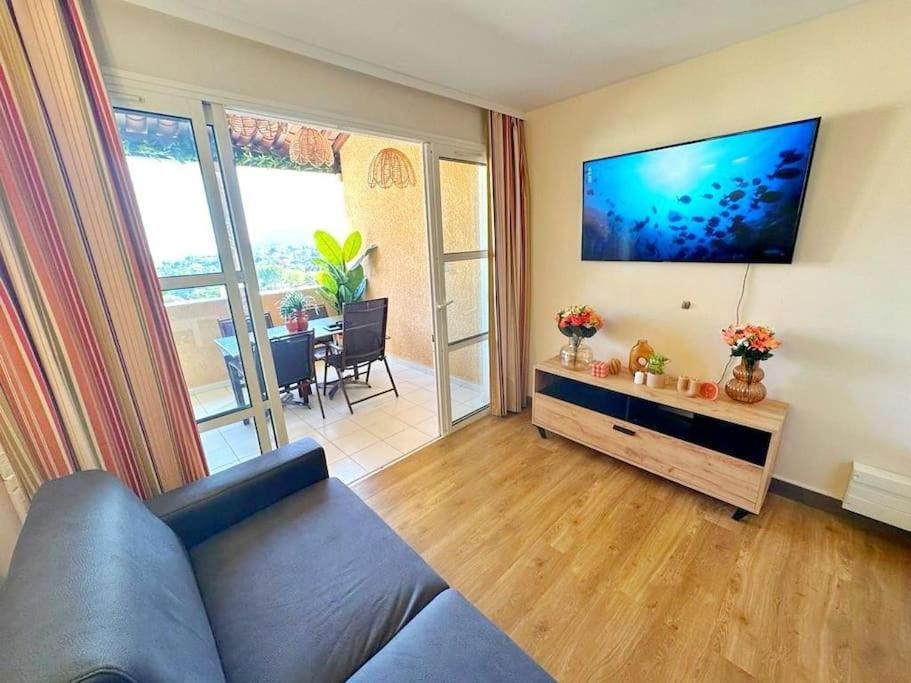 Cap Esterel Vue 5 Pers Premium Place